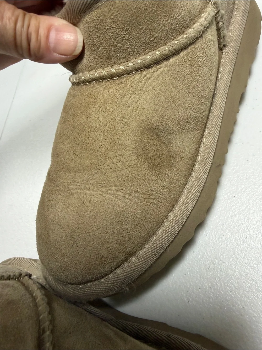 Ugg Classic Ultra Mini Round Toe Shearling Lined Boots size 13